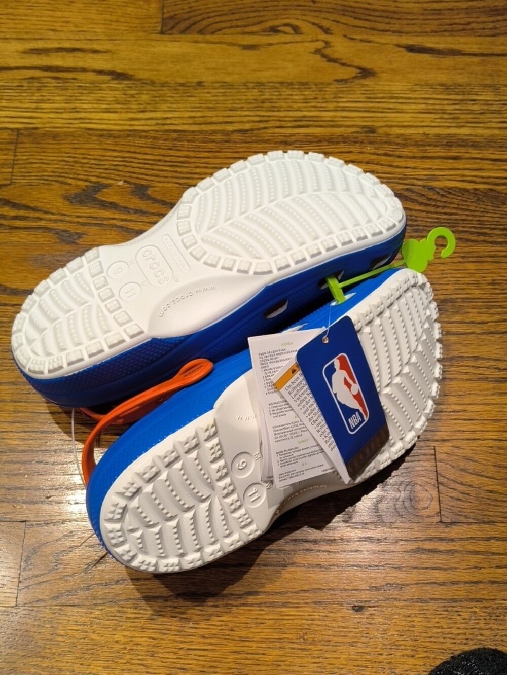 CROCS Blue and Orange Knicks Graphic Clogs - Picture 3 of 4